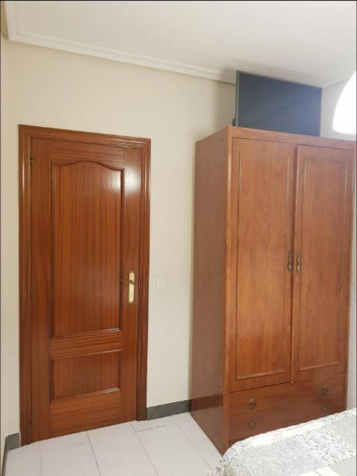 Private Room With Shared Bathroom Salamanca Dış mekan fotoğraf